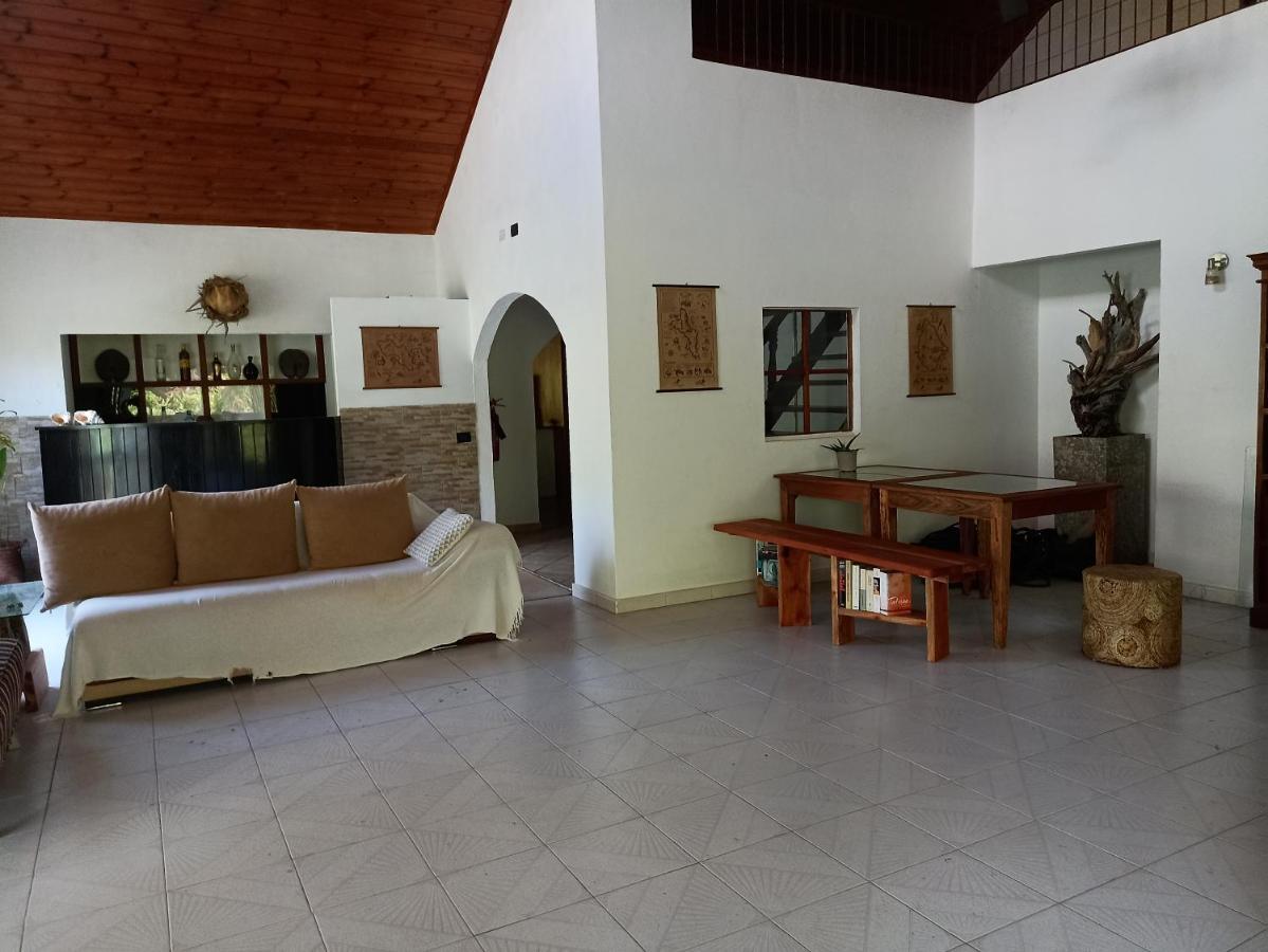 L'Oasi Guest House Baie Lazare  Экстерьер фото