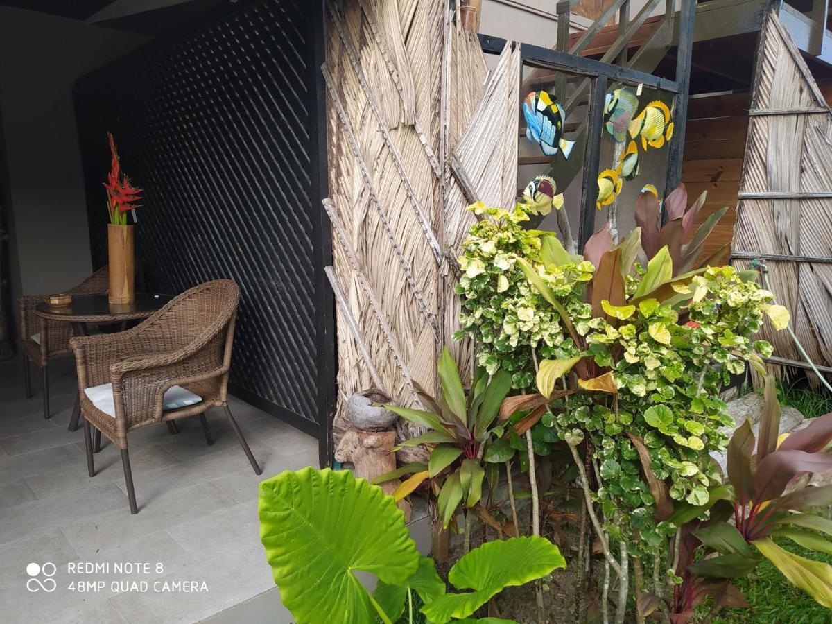 L'Oasi Guest House Baie Lazare  Экстерьер фото