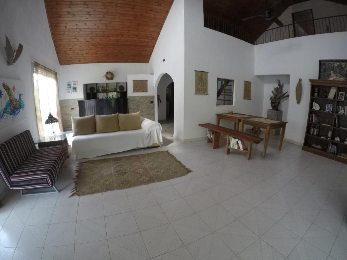 L'Oasi Guest House Baie Lazare  Экстерьер фото